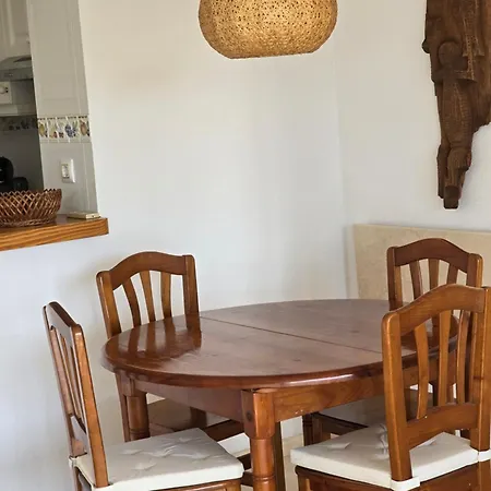 2 Personas Aldebaran Denia