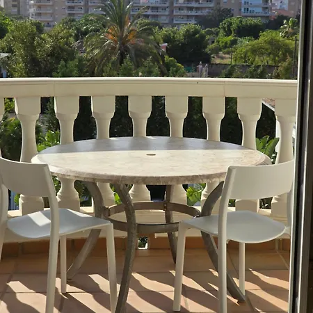 2 Personas Aldebaran