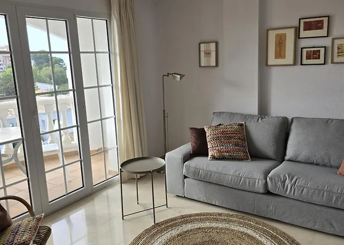 2 Personas Aldebaran Denia