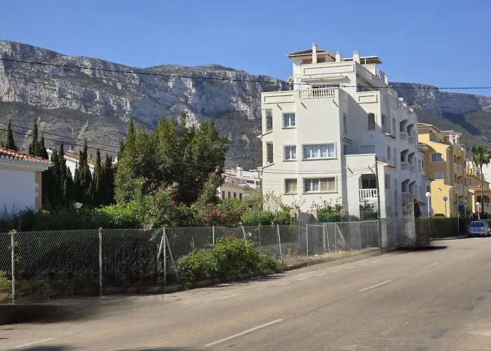 2 Personas Aldebaran דניה